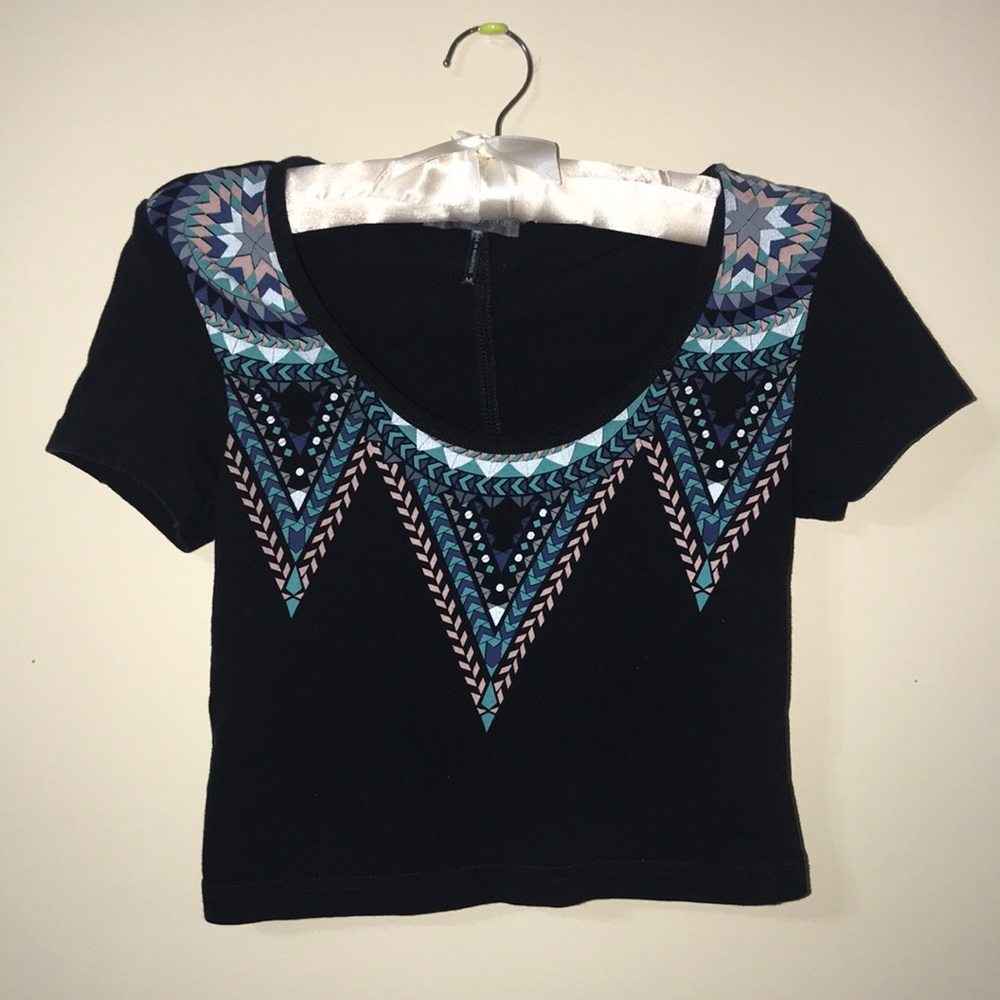 Tribal Kendall & Kylie Krop